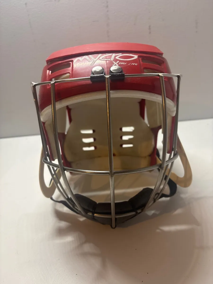 Red mycro hurling helmet - Image 2