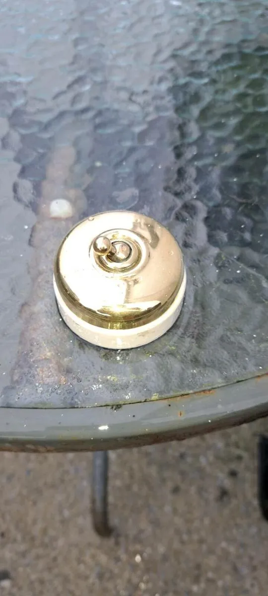 Old brass  light  switch - Image 1