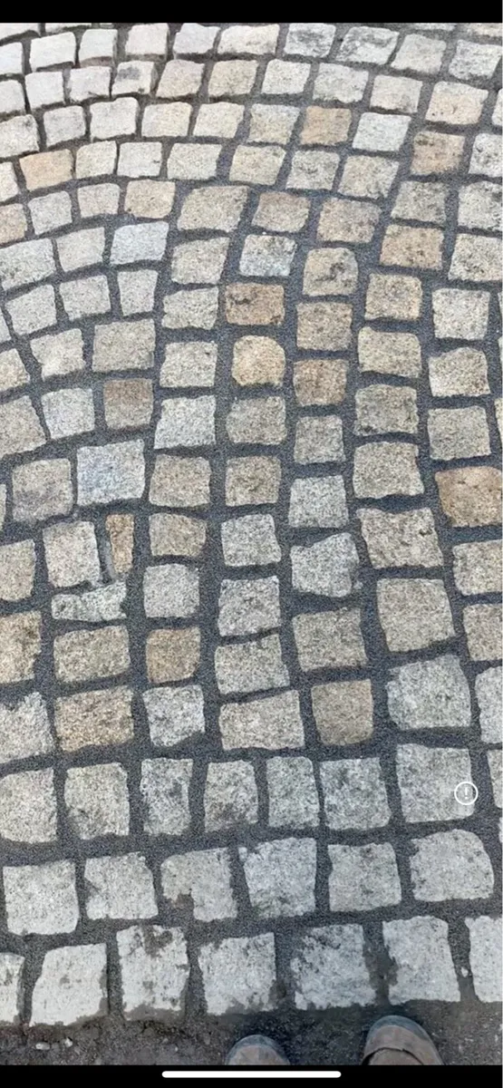 Granite cobbles - Image 1