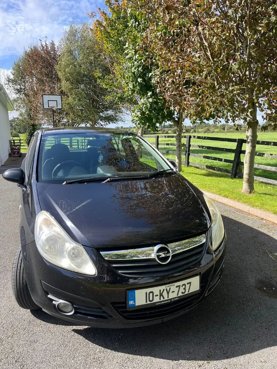 Opel Corsa 2010 - Image 1