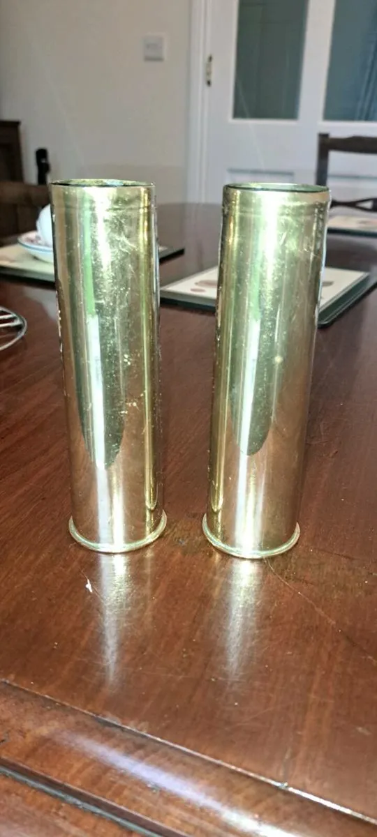 Old brass 1939   shells - Image 1