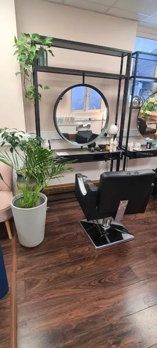 Beauty/ Nail/ Brow Multi - Purpose Space to Rent - Image 3