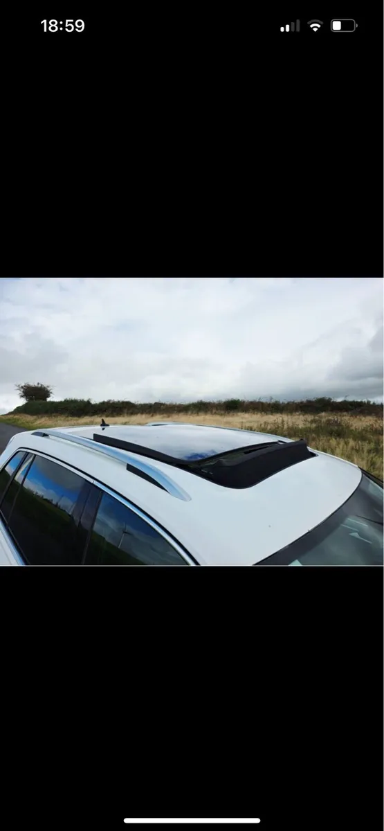 Volkswagen Tiguan R-Line - Image 3