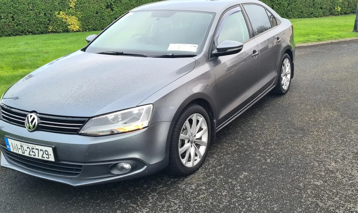 Volkswagen Jetta 2014 - Image 4