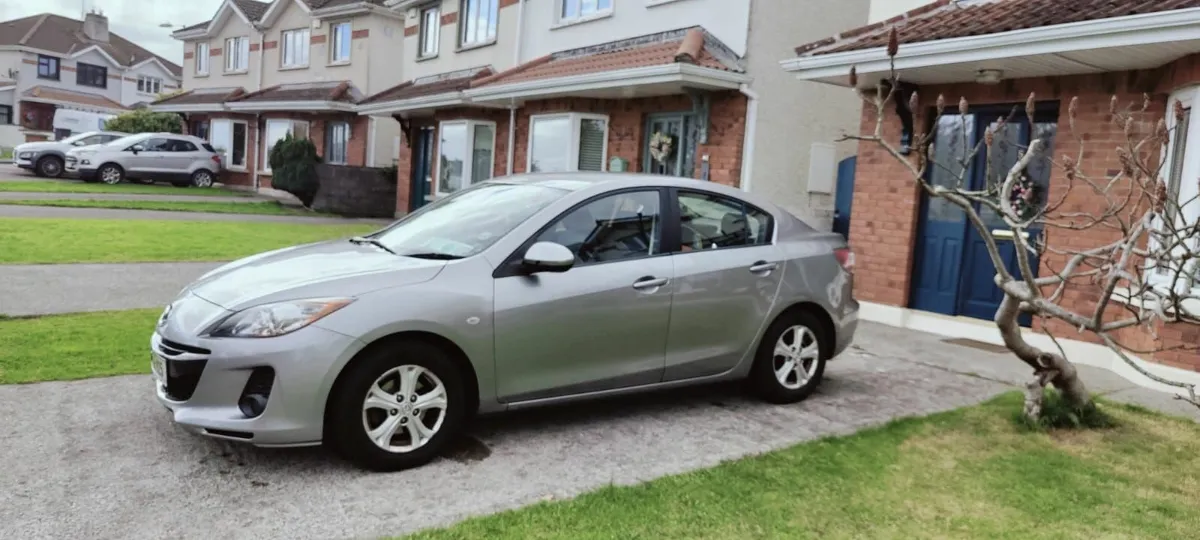 Sold -Mazda 3 2011| New Tyres - Image 4