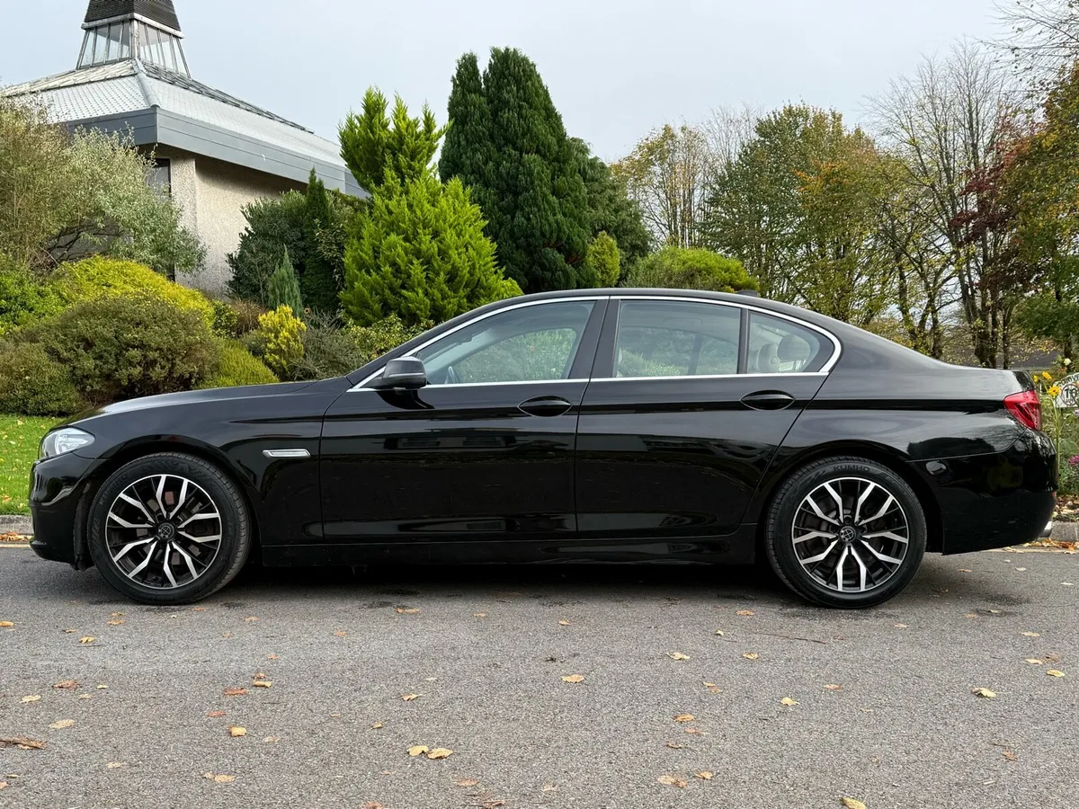 2015 BMW 520 AUTOMATIC *GOOD SPEC* - Image 3