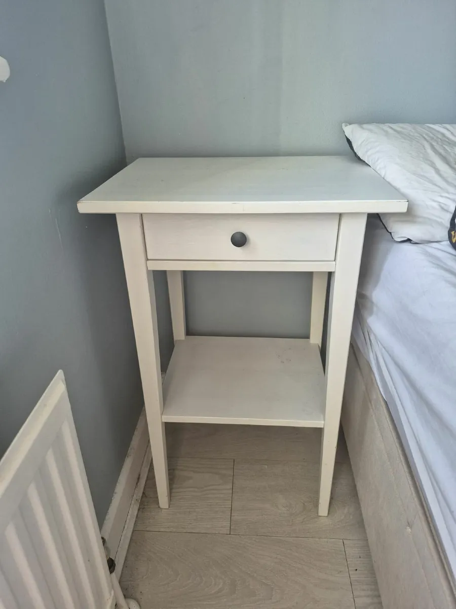 Bedside tables - Image 3
