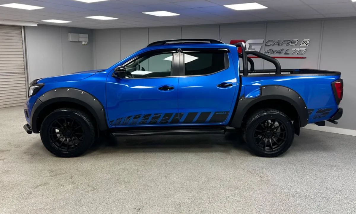 2020 Nissan Navara 2.3 DCI N-Guard Automatic - Image 4