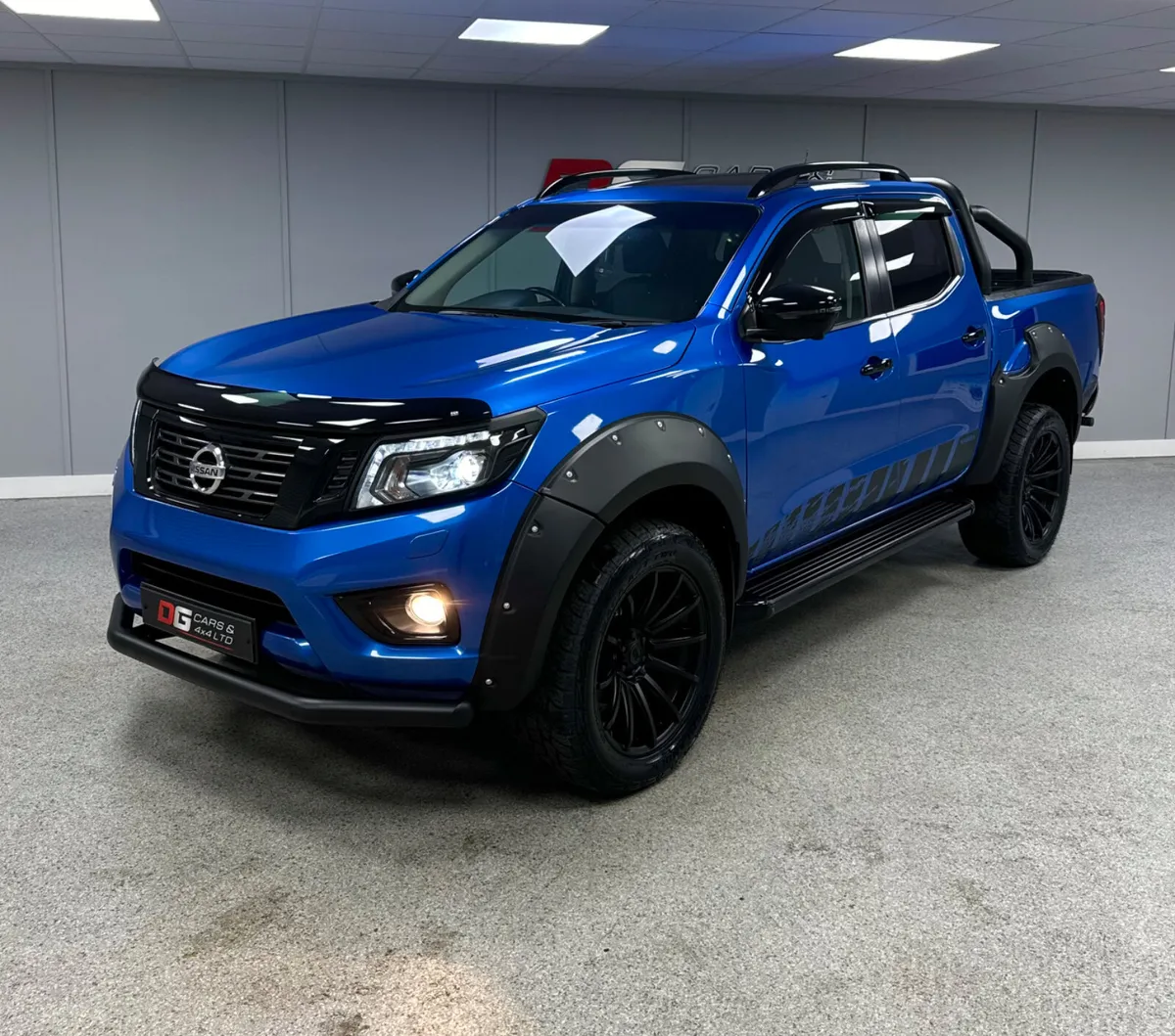 2020 Nissan Navara 2.3 DCI N-Guard Automatic - Image 3