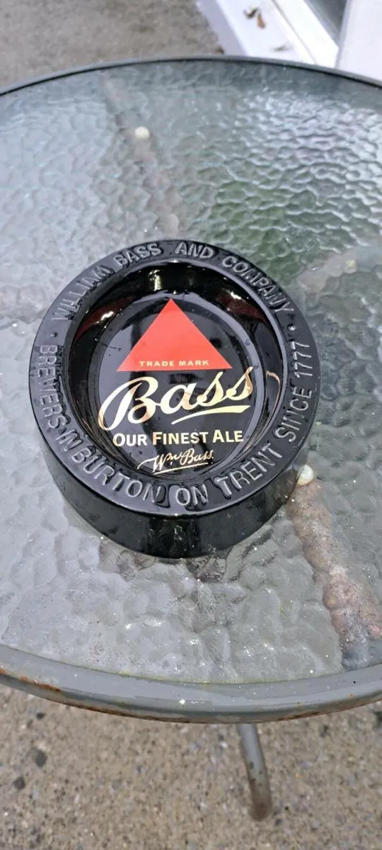Old brass  ash tray - Image 1