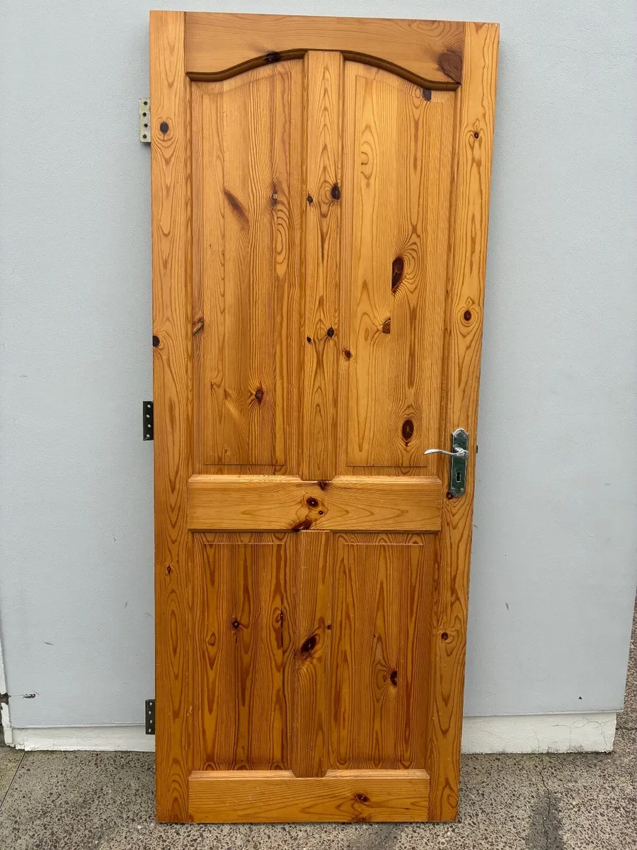 Internal doors - Image 2