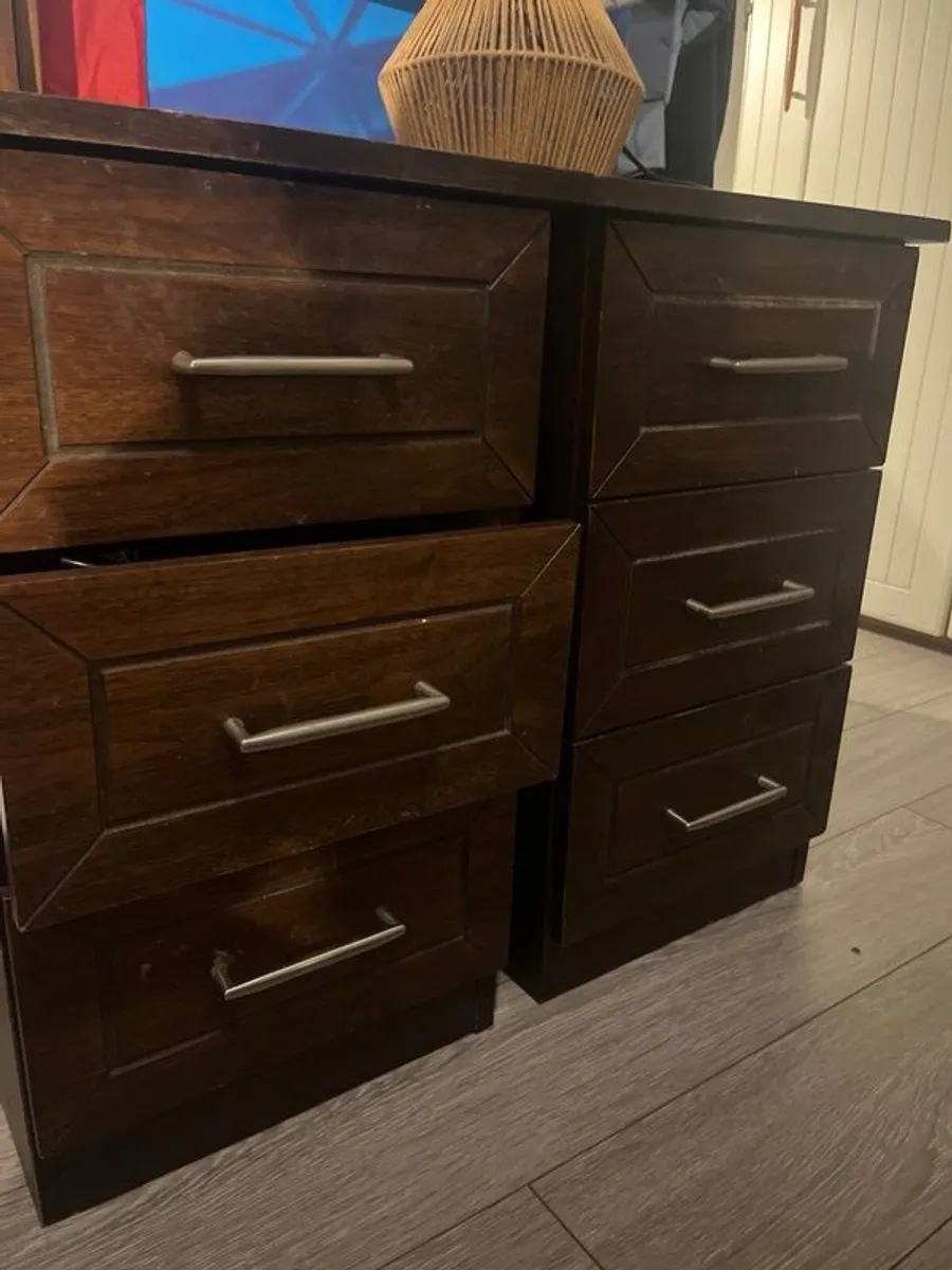 Dresser - Image 4