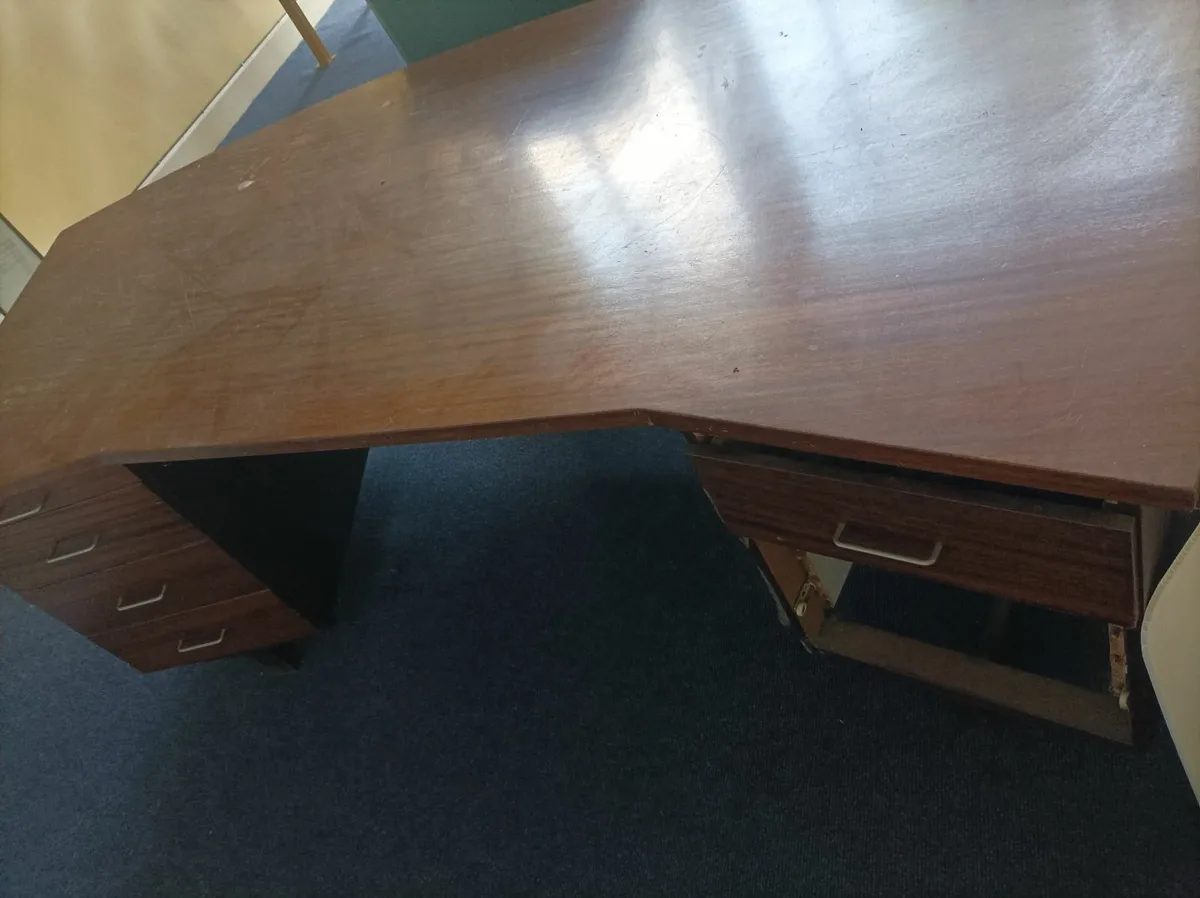 Selection of Office Desks & Chairs - Image 3