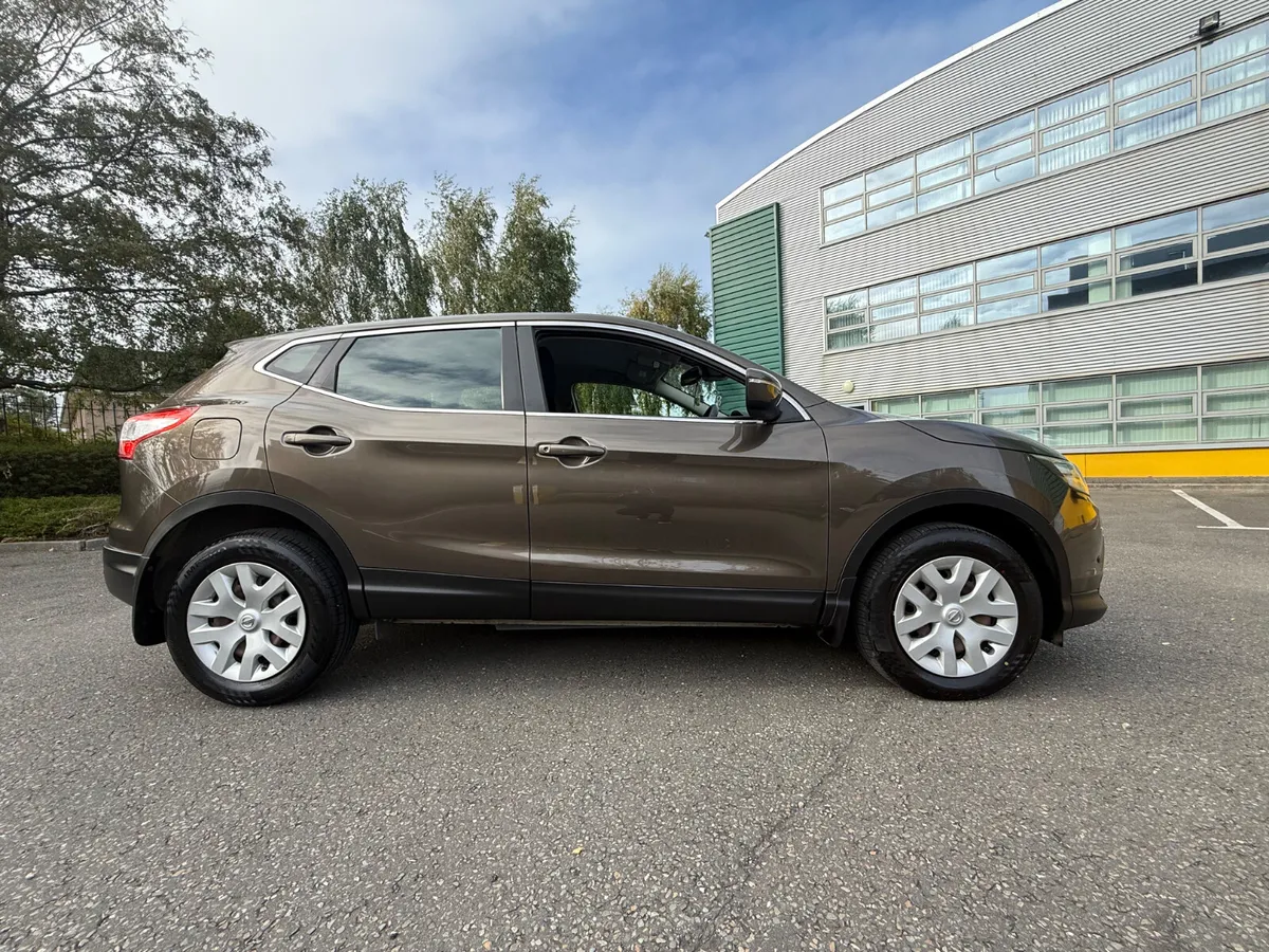 Nissan Qashqai 1.5 Diesel - Image 3