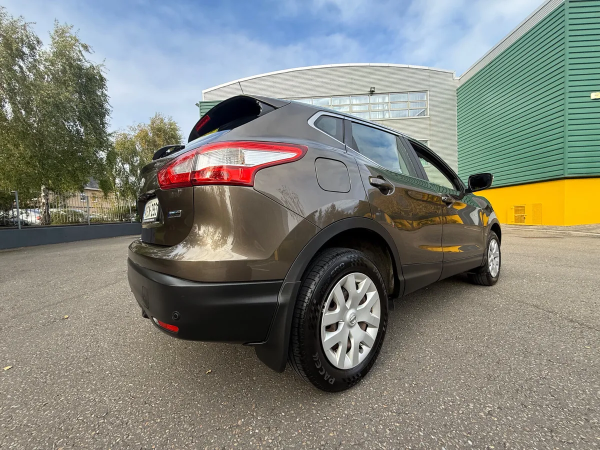 Nissan Qashqai 1.5 Diesel - Image 4