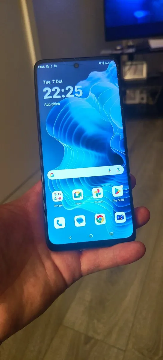 Motorola Moto G35 5g 128GB Unlocked - Image 1