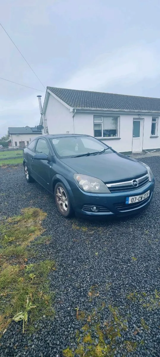 Car - Image 1