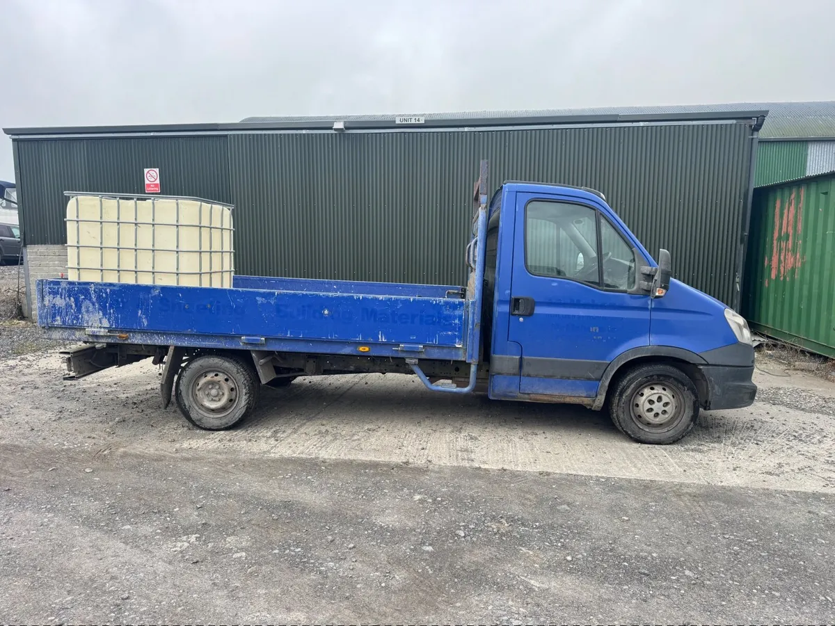 2013 IVECO DAILY DROP SIDE AUTOMATIC - Image 1