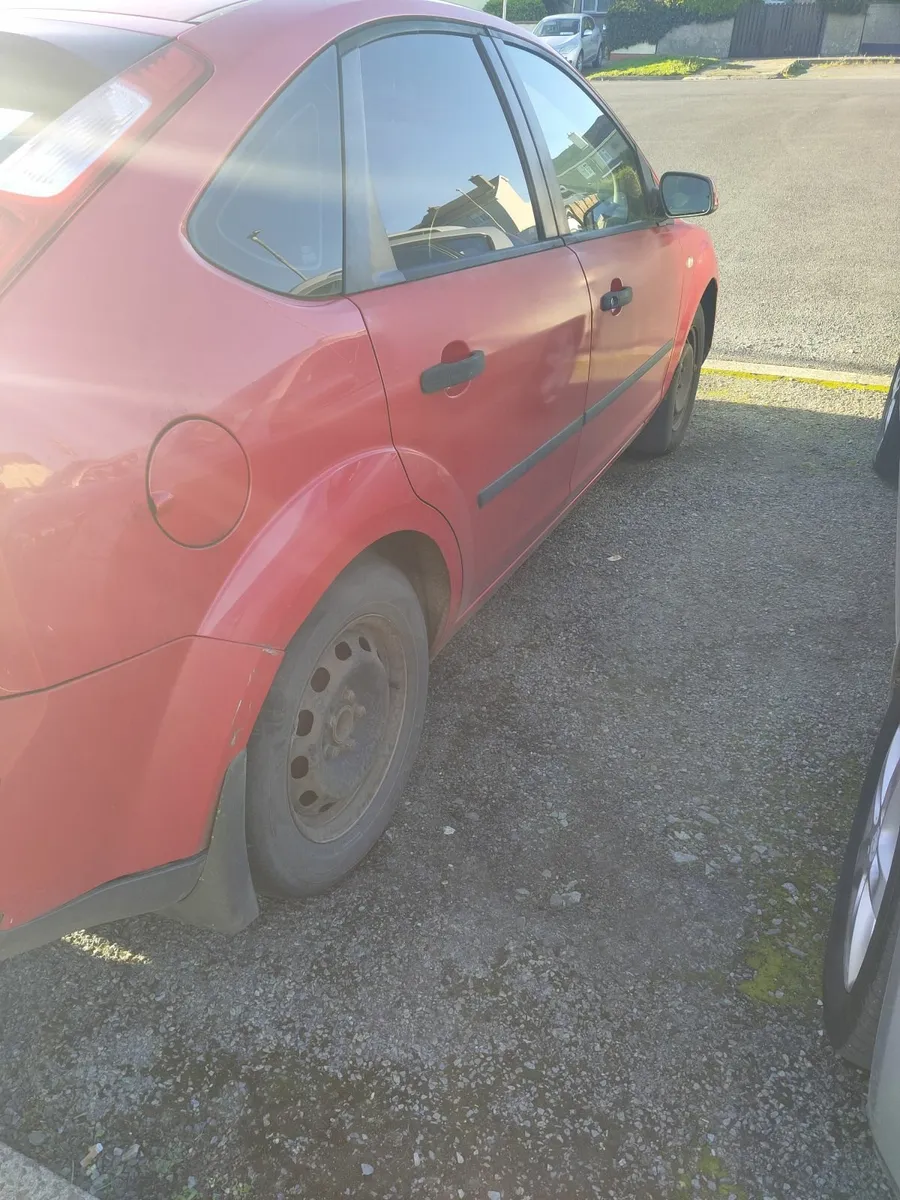 **CHEAP**Ford Focus 2006 **read add** - Image 3