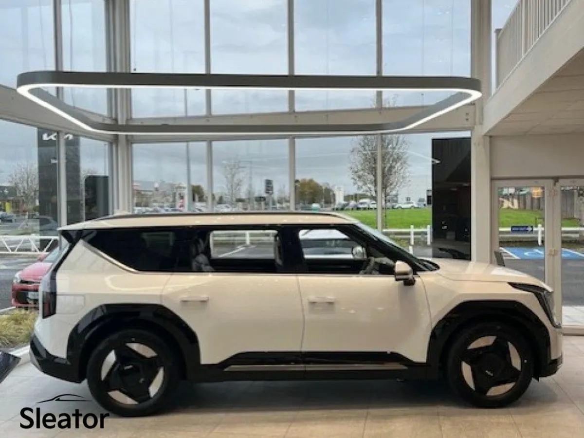 Kia EV9 Earth - Image 2