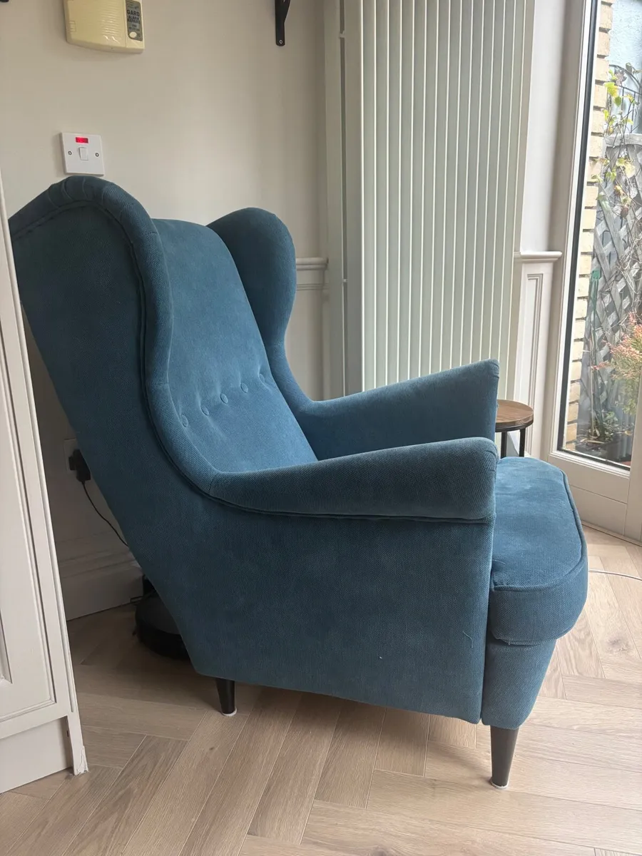 Living room chair - Image 2