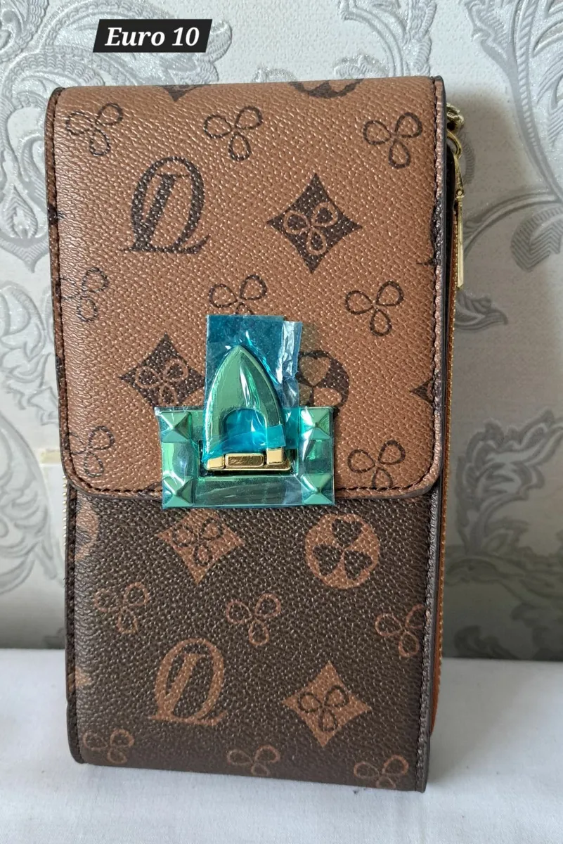 Wallet - Image 2