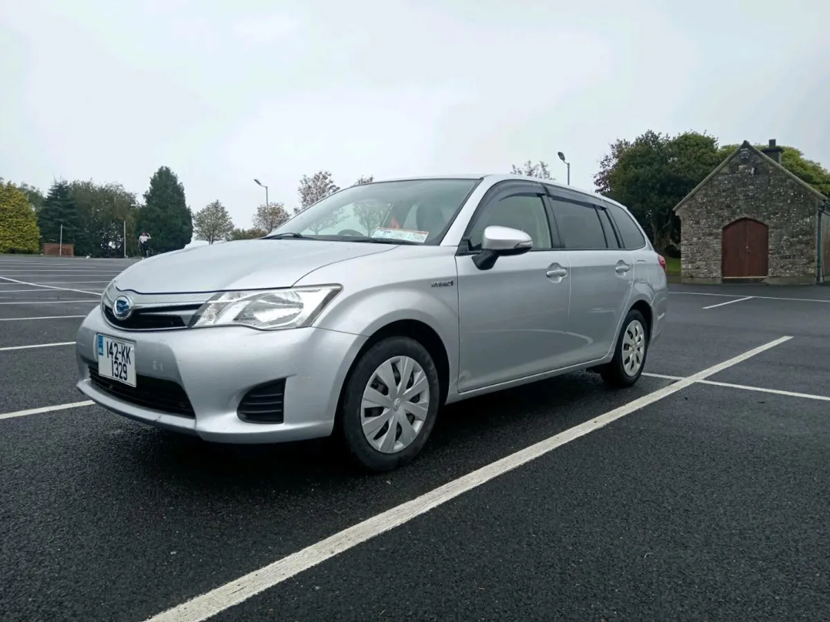 Toyota corolla hybrid automatic - Image 3