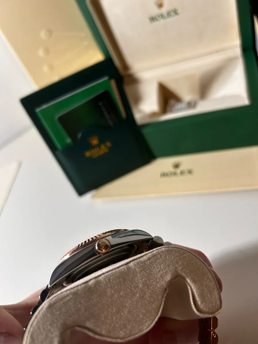 Rolex Oyster Perpetual Datejust - Image 4