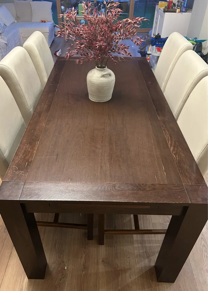 Dining table and chairs - Image 1