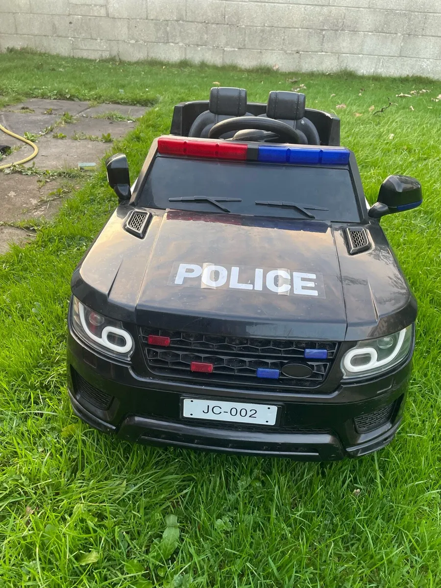 Ride on toy police range rover car - Image 2