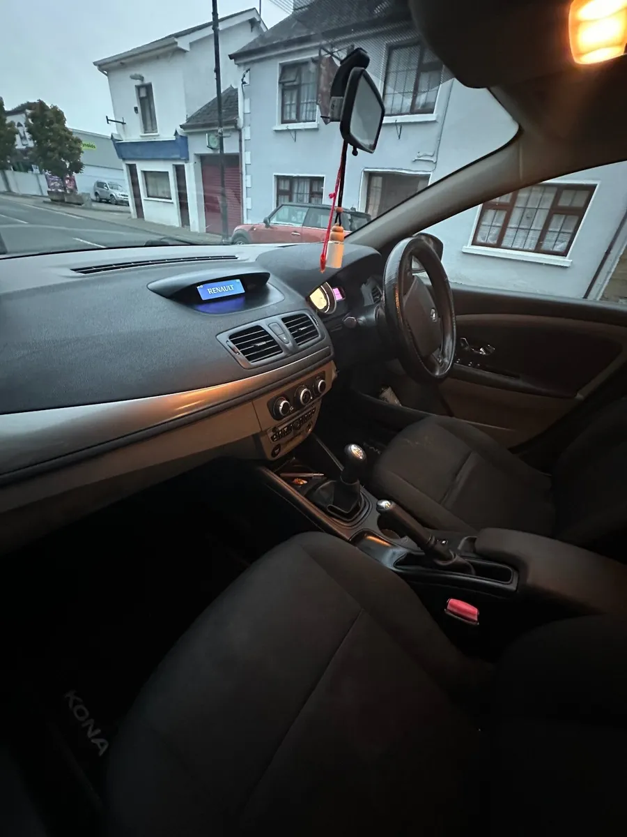Renault Fluence 2012 - Image 3