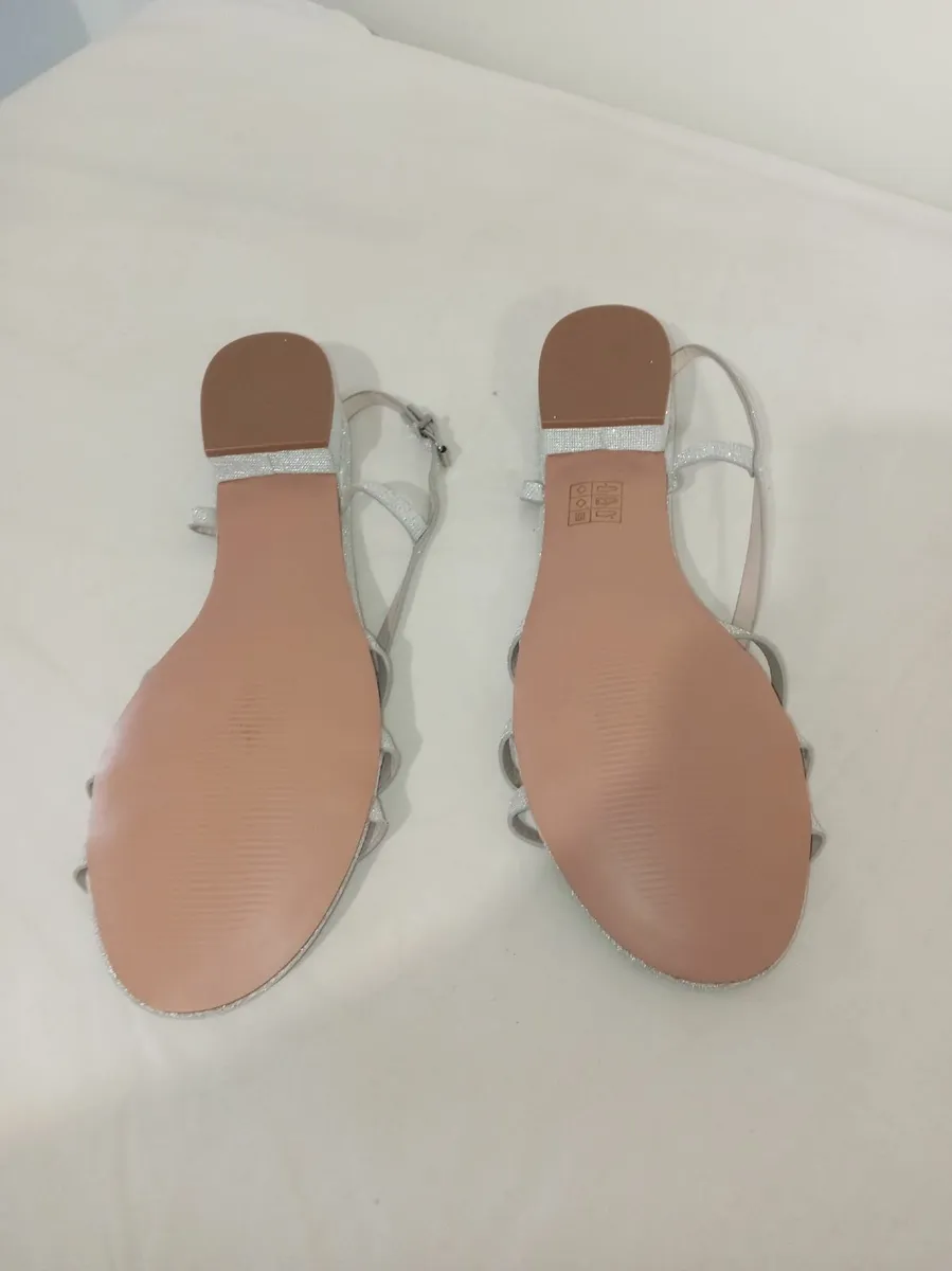 Quiz silver ladies sandals - Image 2