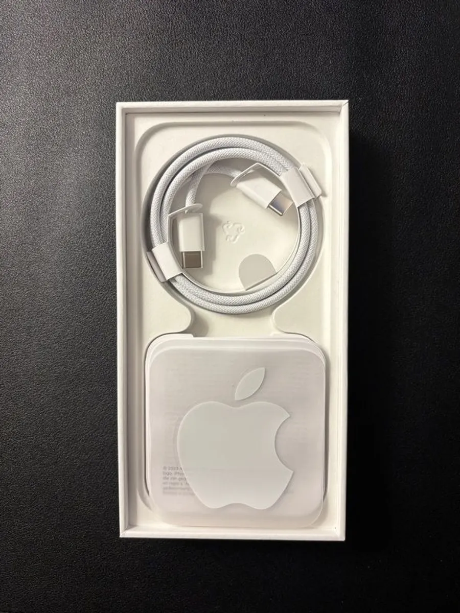 iPhone 15 256gb - Image 4