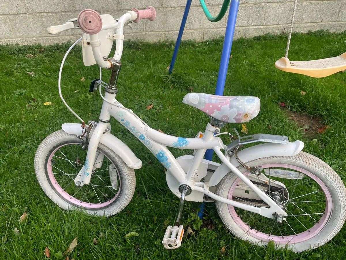 Girls 16 inch bike - Image 1