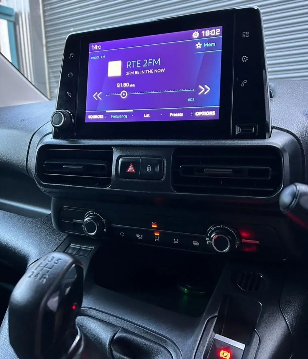 Peugeot partner 2021 - Image 1