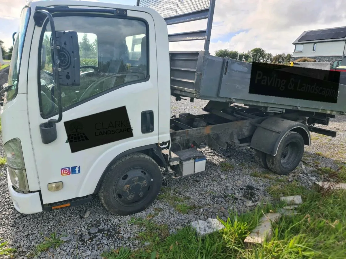IZUSU GRAFTER 3.5TON TIPPER - Image 2