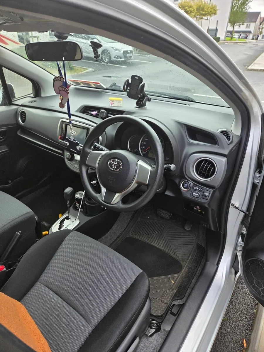 Toyota Vitz 2014 - Image 3