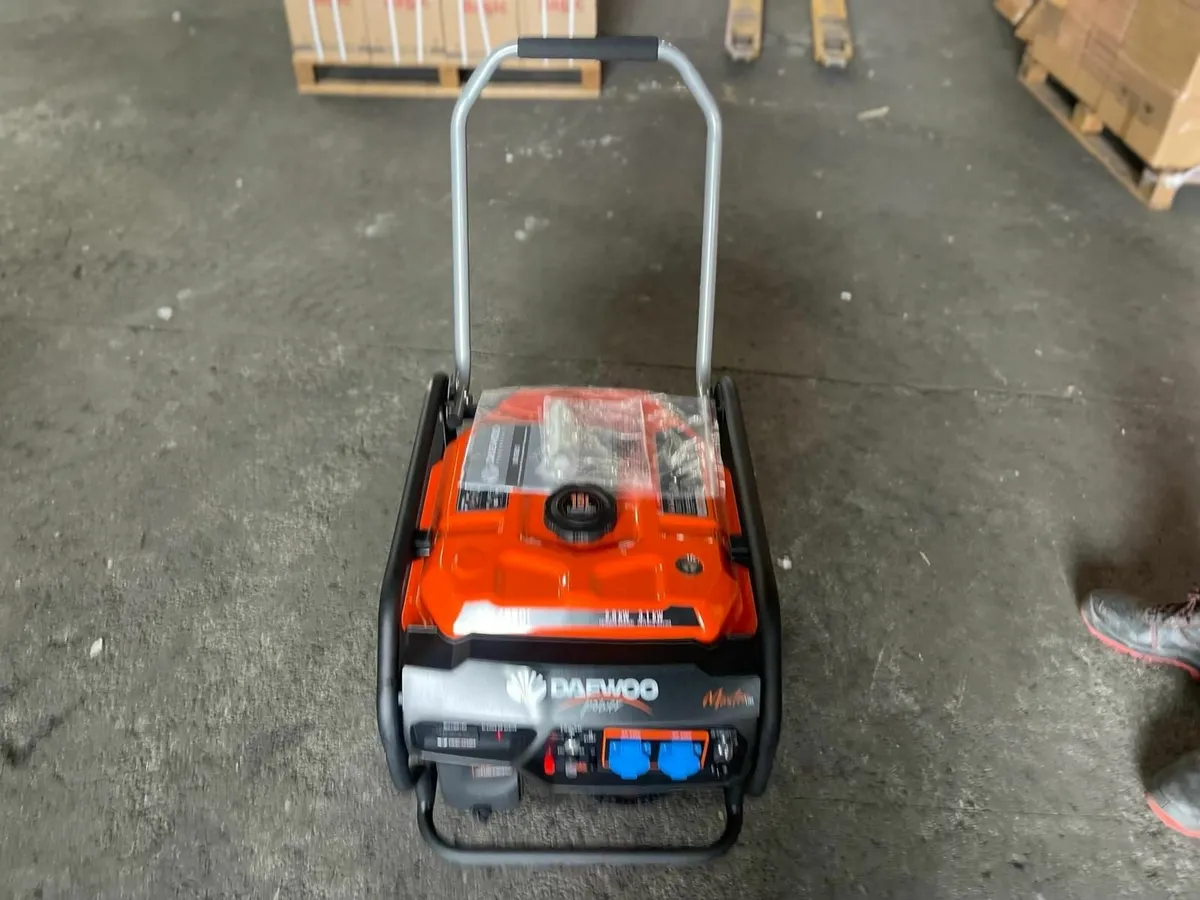 Daewoo GDA4650E  Generator - ex-display - Image 1