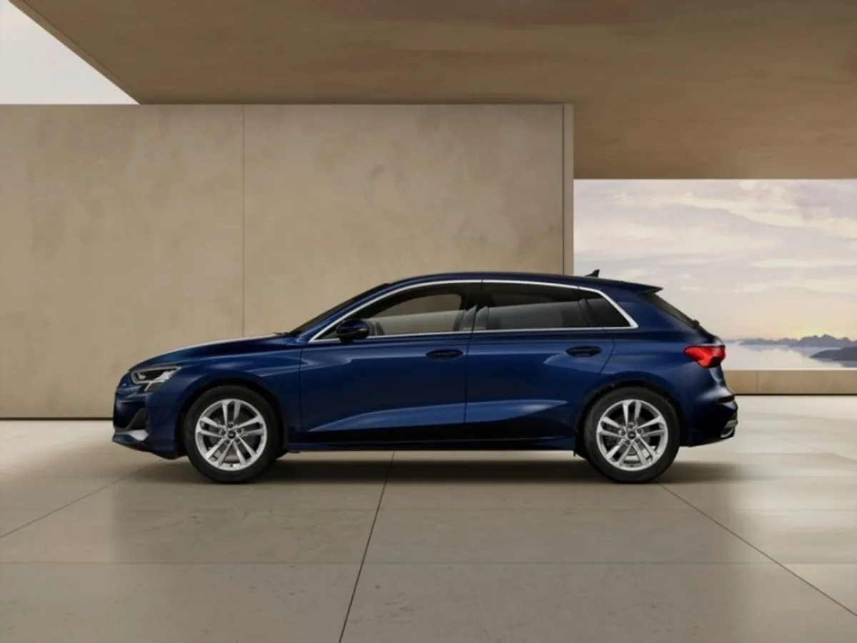Audi A3 SPORTBACK 2.0TDI 116BHP SE WITH COMFORT PA - Image 4