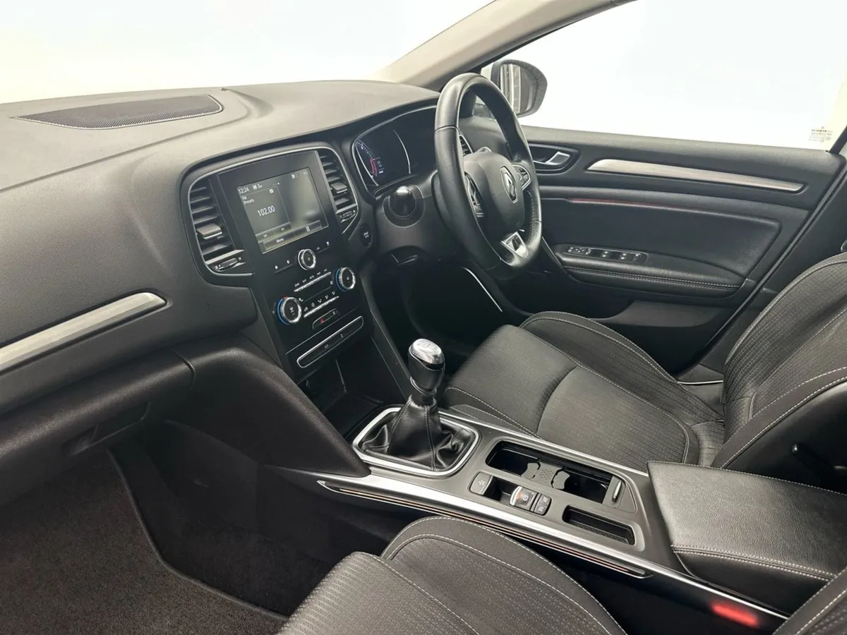 Renault Megane 1.5dci Iconic  free Hamper   50 P/W - Image 4