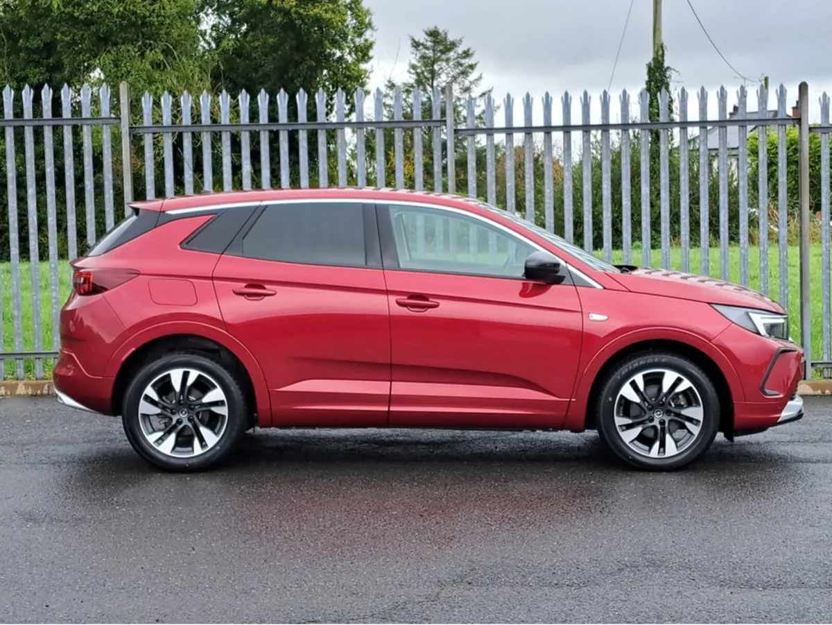 Opel Grandland SC 1.5TD 130BHP 8 SPEED AUTOMATIC - Image 3