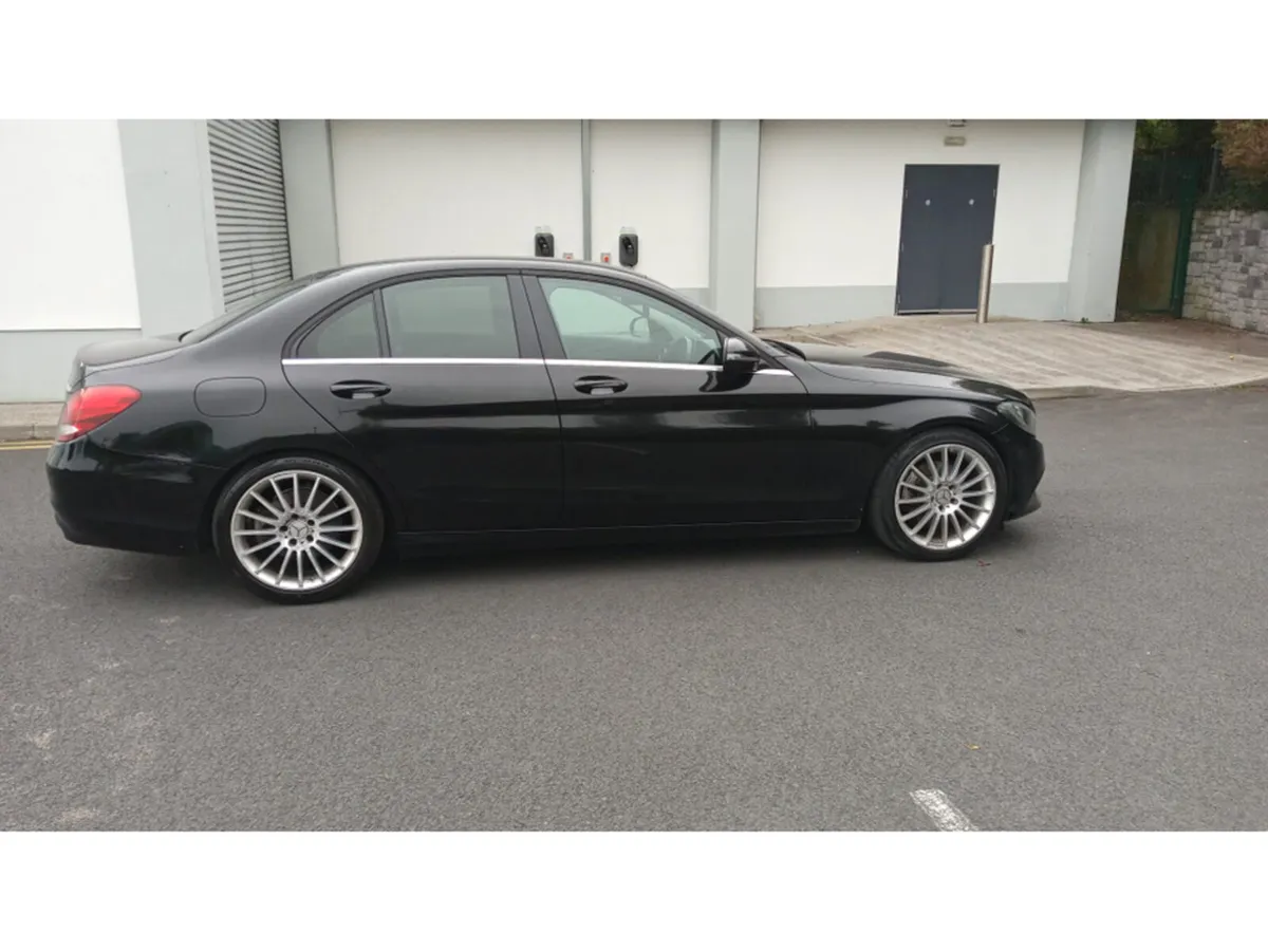 Mercedes-Benz C-Class C SERIES SE 4DR /2016/2.0 PE - Image 4