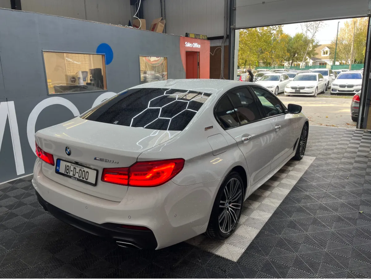 BMW 5-Series 2018 BMW 5 SERIES 530E M-SPORT 2.0L H - Image 2