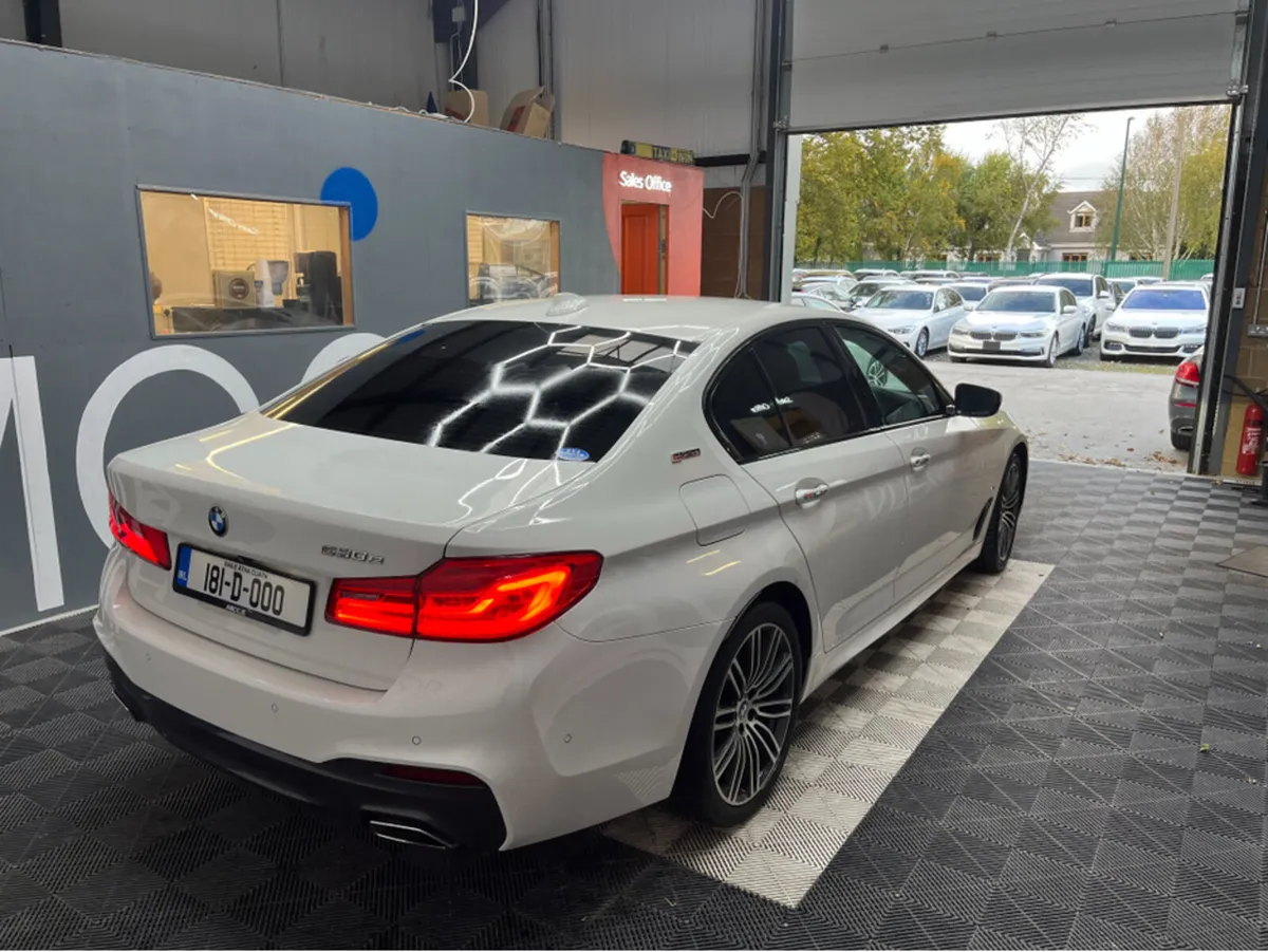 BMW 5-Series 2018 BMW 5 SERIES 530E M-SPORT 2.0L H - Image 2