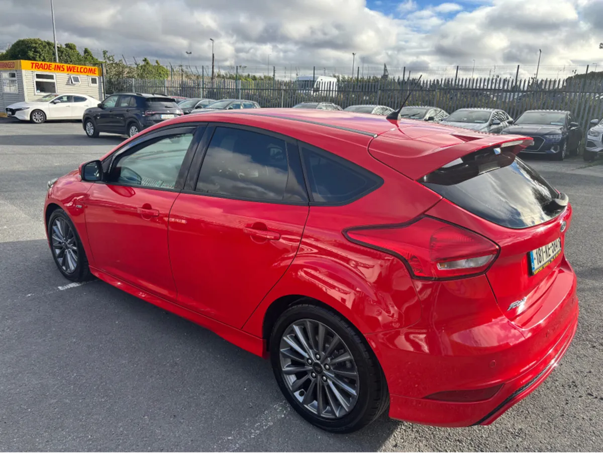 Ford Focus 1.5 TDCI ST-LINE 120PS 5 5DR - Image 3