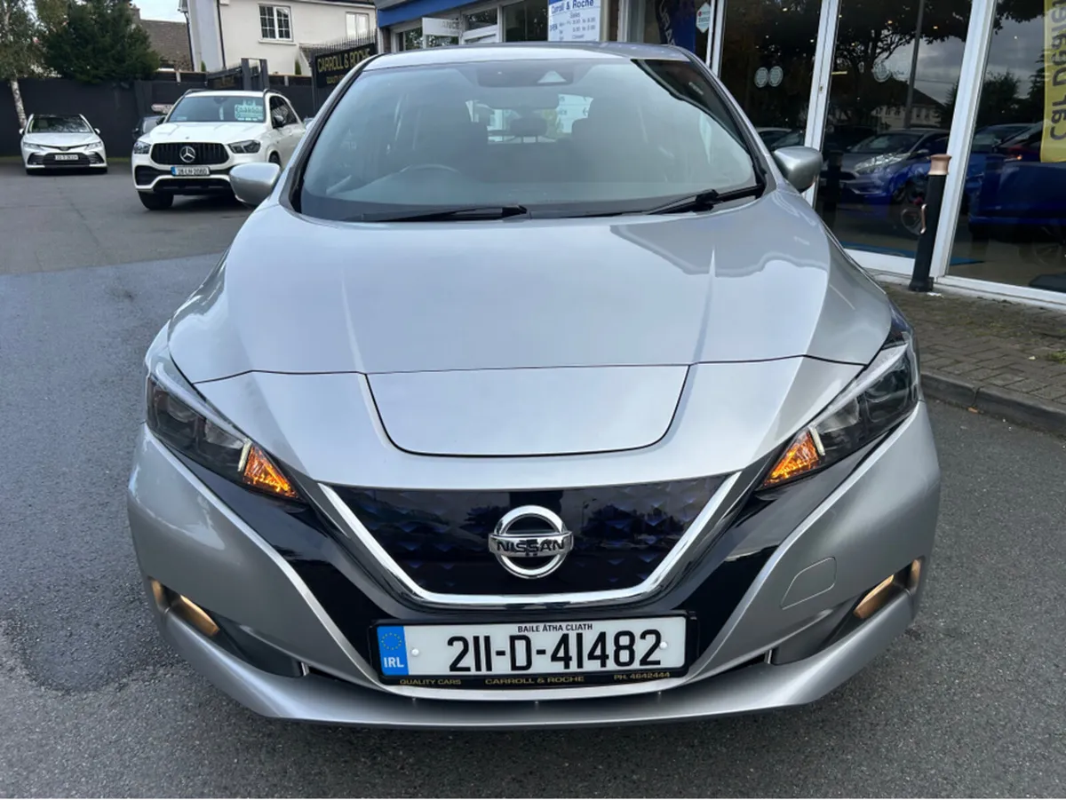 Nissan Leaf Lovely Acenta  EV 110KW 39KWH 5DR / Su - Image 4