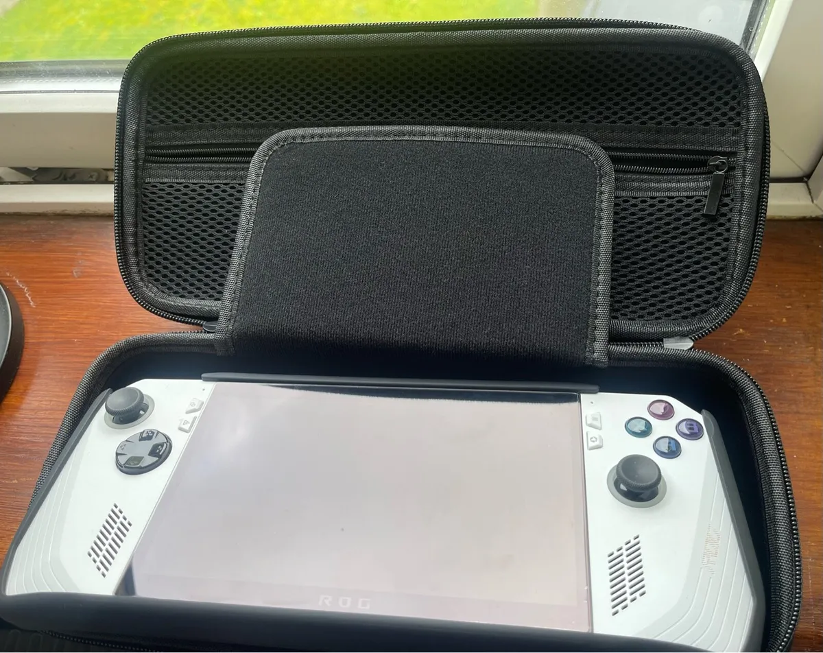 Asus Rog handheld - Image 2
