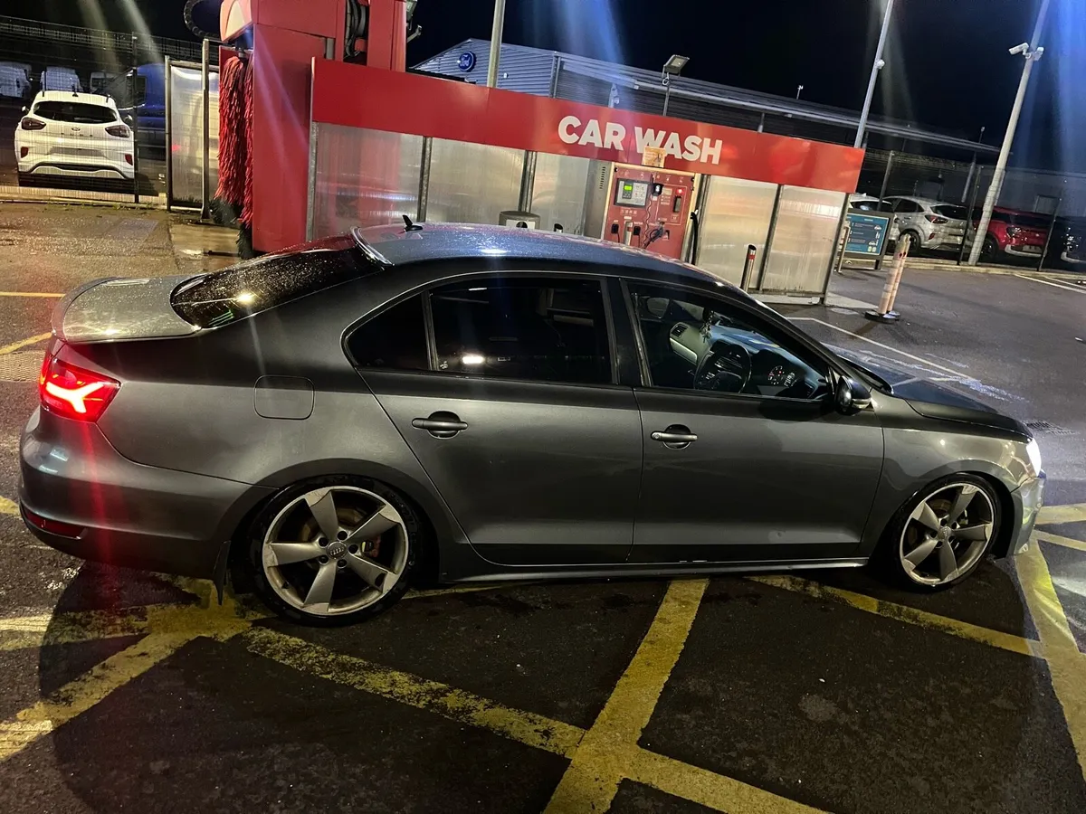 2012 Jetta 1.6 tdi - Image 2