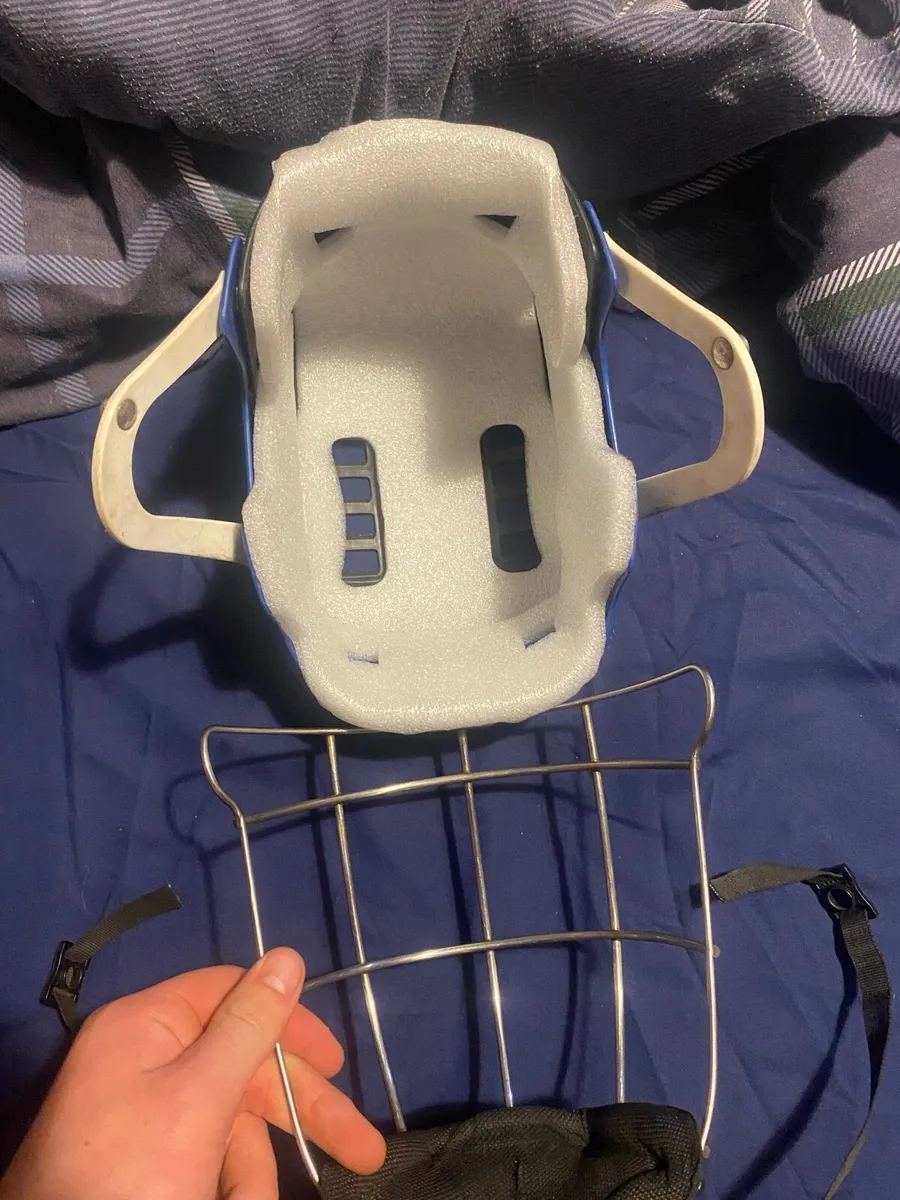 Cooper hurling helmet - Image 3
