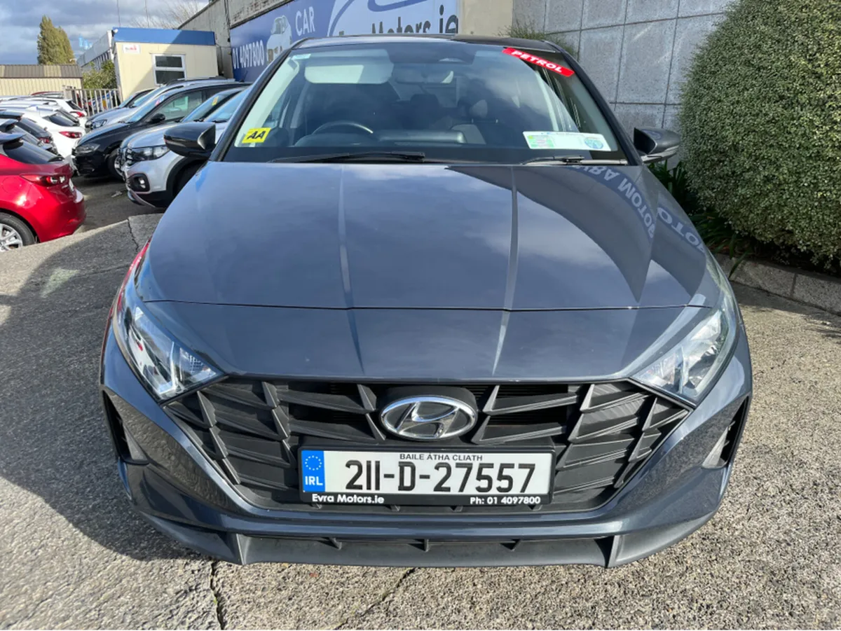 Hyundai i20 DELUXE PLUS 1.2 PETROL - Image 2